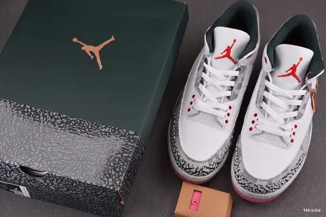 Cheap TB Retro Jordan HM6993-100 3 Wings 0513